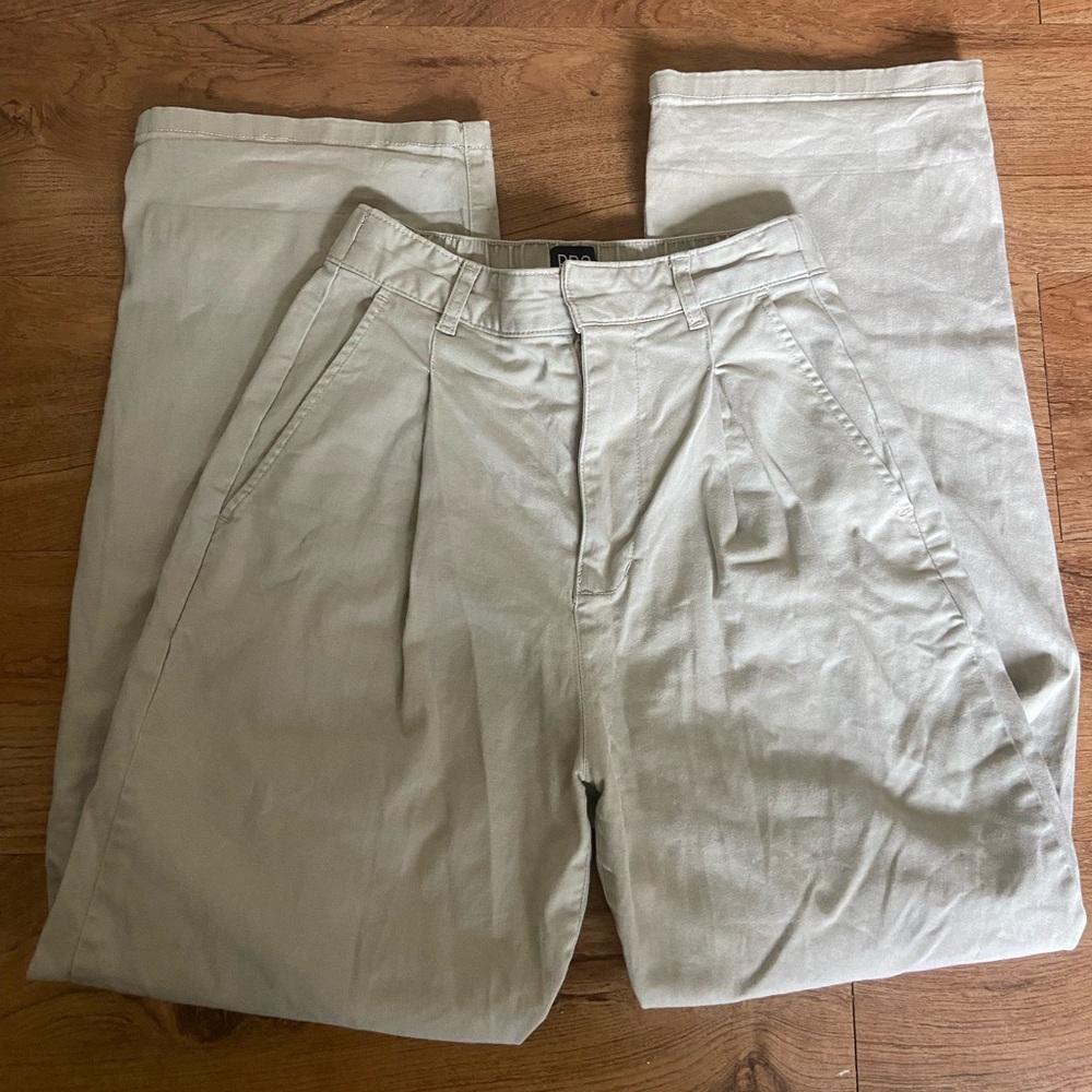 BGD urban outfitters khaki pants